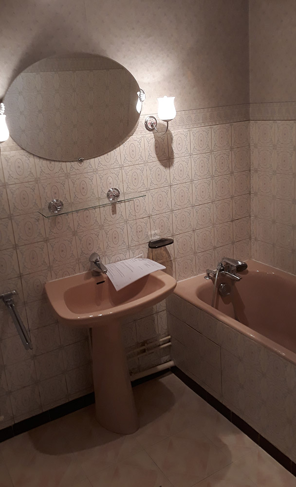 AVANT Salle de bain - douche - SAS CALVI